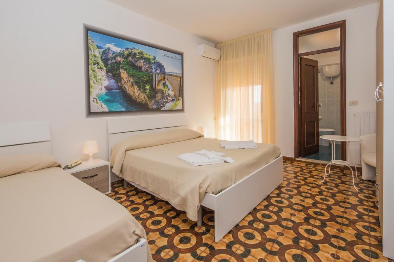 Hotel Rosy Баттіпалья Екстер'єр фото